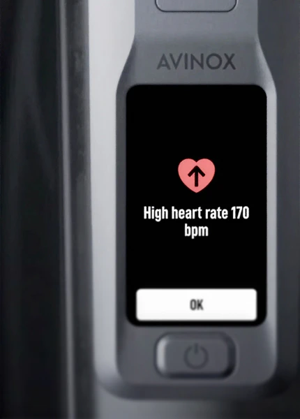 Display eines Avinox Drive Systems zeigt eine hohe Herzfrequenz von 170 Schlägen pro Minute an.