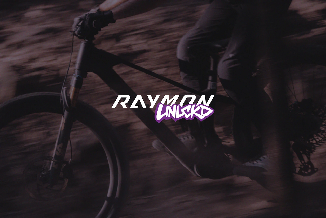 Raymon Tarok mit Unlocked Logo davor